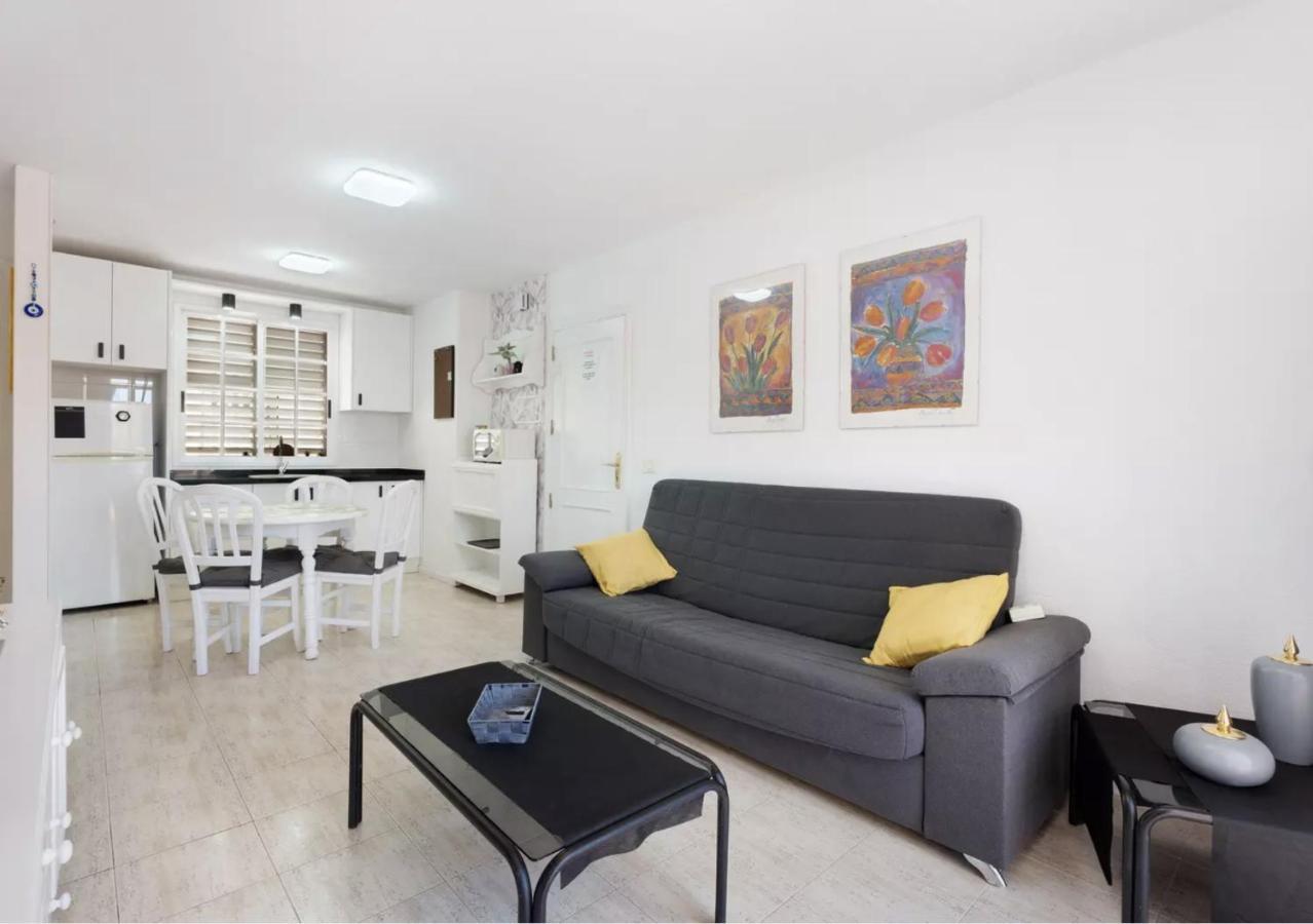 Appartamento Apartamento El Carmen 3 Lara Santa Cruz de Tenerife Esterno foto