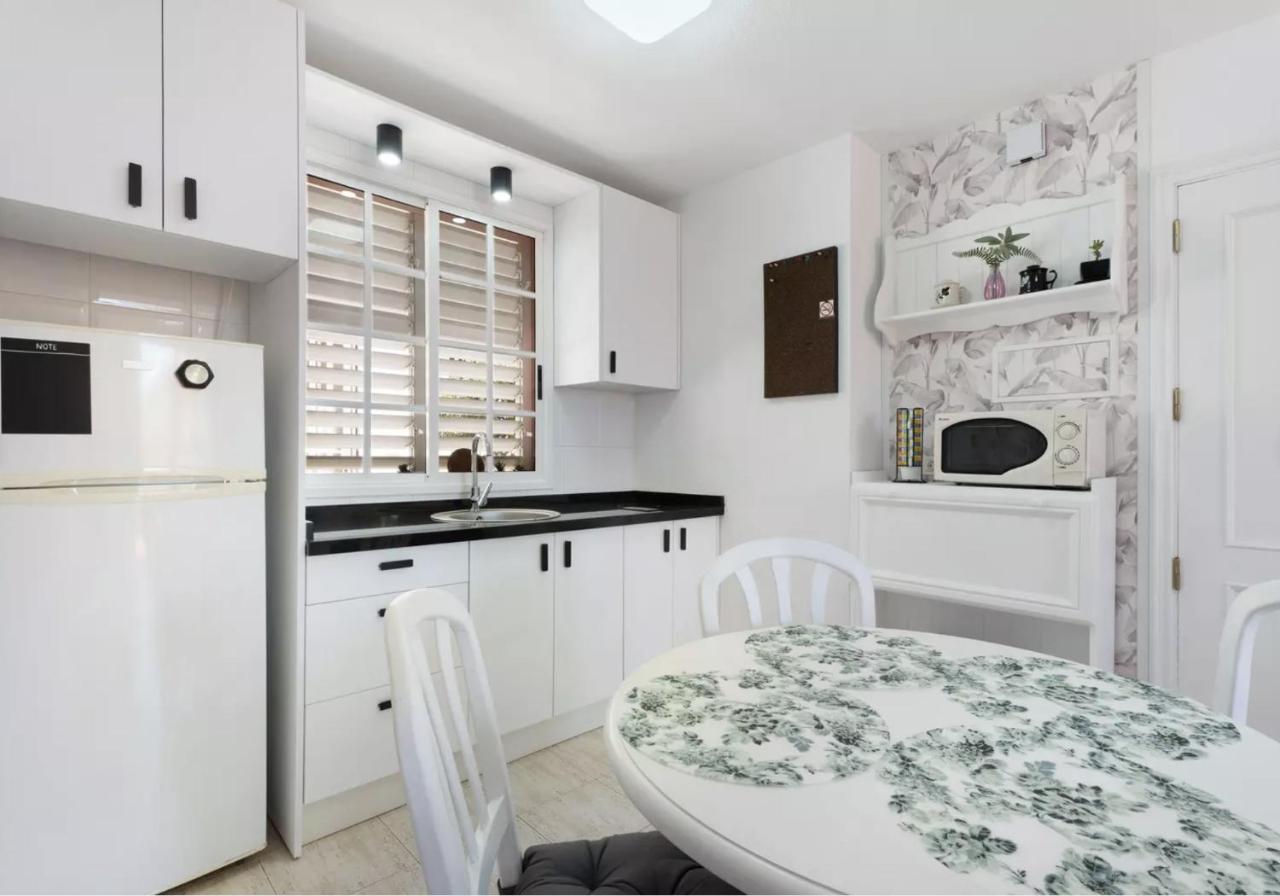 Appartamento Apartamento El Carmen 3 Lara Santa Cruz de Tenerife Esterno foto