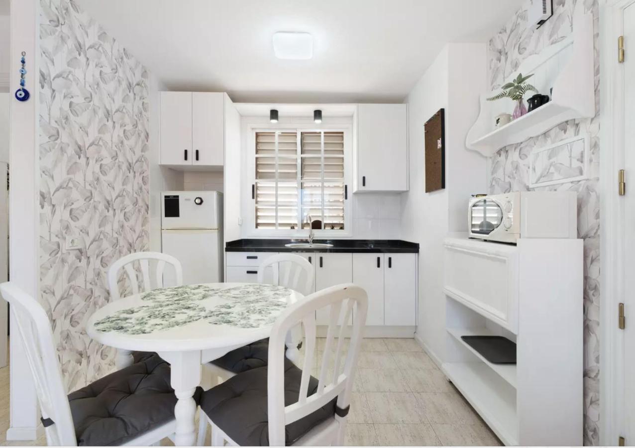 Appartamento Apartamento El Carmen 3 Lara Santa Cruz de Tenerife Esterno foto